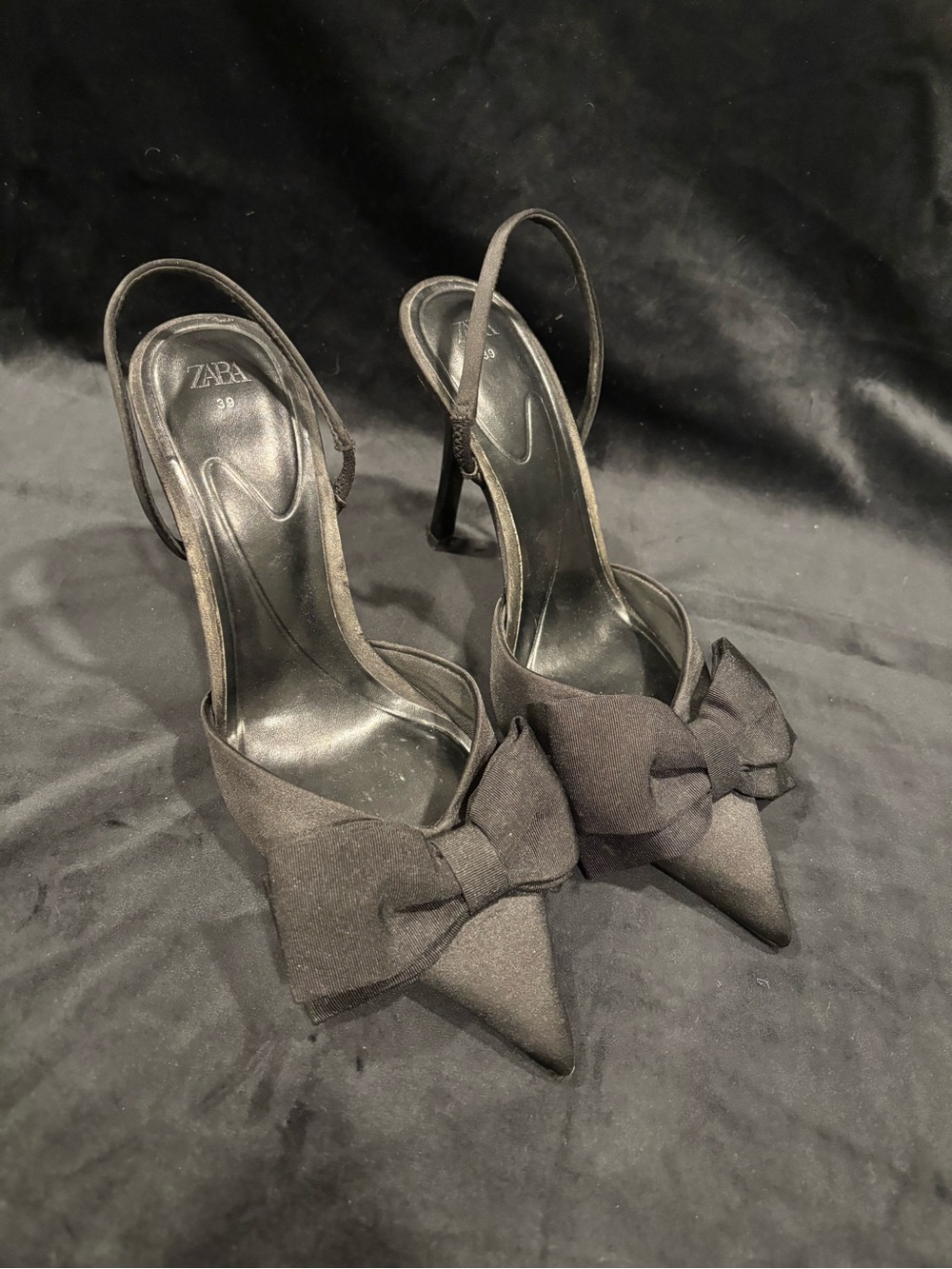 Zara Black Pointed-Toe Slingback Heels with Bow - Picture 3 of 12